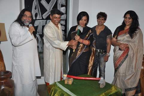 Shabana Azmi Inaugurates Uttara & Adwait's Furniture Art Exhibition