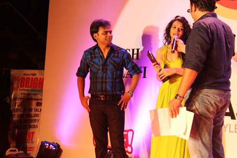 Sukirti Kandpal and Vijay Bhatter at the Launch of Marinating Films Calendar 2012