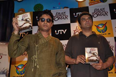 Irrfan Khan and Siddharth Roy Kapur at Paan Singh Tomar DVD Launch