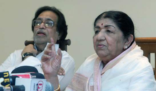 Mangeshkar family in press conference at their residence Prabhu Kunj for master Dinanath awards announcement. .