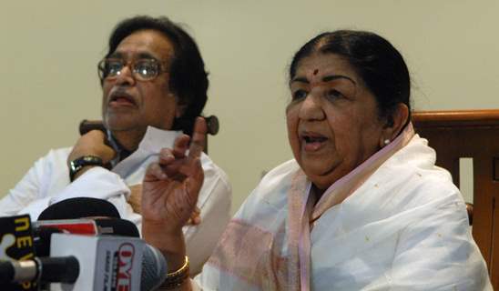 Mangeshkar family in press conference at their residence Prabhu Kunj for master Dinanath awards announcement. .