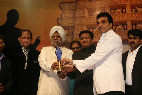 Shakeel Saifi, Dheeraj Kumar and Buta Singh at Dadasaheb Ambedkar Awards