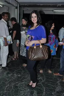 Zarine Khan at Kader Khan’s new play at Rangsharda Auditorium