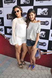 Neha Dhupia & Amy Jackson at MTV India's Pool Side Party