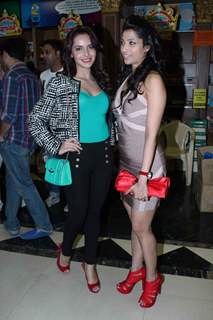 Shazahn Padamsee at Bollywood Striptease book reading,  Landmark in Mumbai. .