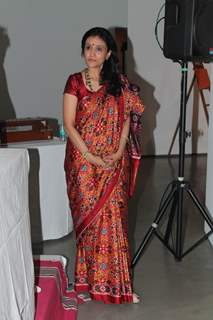 Shobha De at Soha Parekh sari book launch