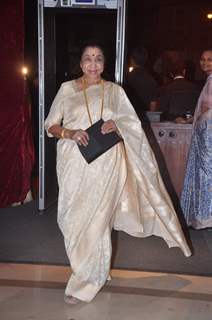 Asha Bhosle at Bappa Lahiri and Taneesha Verma Wedding Reception