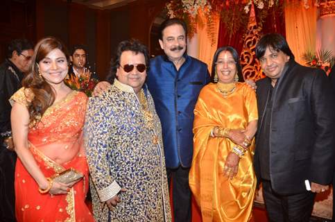 Bappi Lahiri, Chitrani Lahiri, Subroto Roy at Bappa Lahiri and Taneesha Verma Wedding Reception