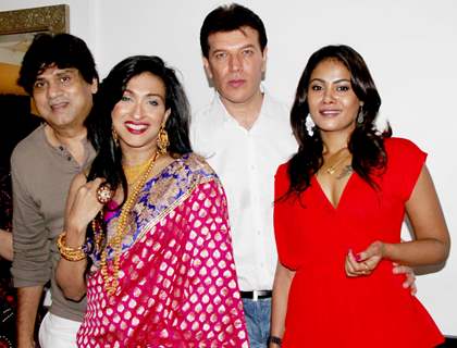 Mukesh Tyagi, Rituperna Sengupta, Aditya Pancholi And Vinita Menon at Bonny Duggal's party