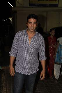 Akshay Kumar at Vicky Donor special screening hosted by John Abraham at PVR