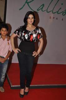 Zarine Khan at Launch of Kallista Spa