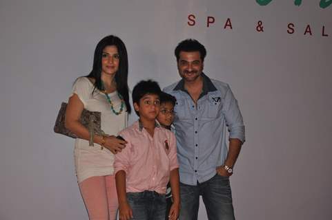 Sanjay Kapoor and Maheep Kapoor at Launch of Kallista Spa