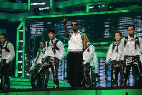 Remo Dsouza at Dance India Dance Season 3 Grand Finale in Mumbai