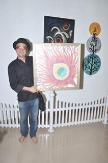 Vinay Pathak inaugurates Art Show by Varsha Vyas & Neeta Pathare