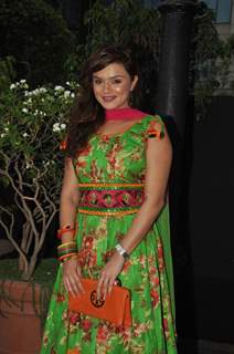 Aashka Goradia at Launch of Bhupinder-Mitali Singh-Gulzar's album 'Aksar'