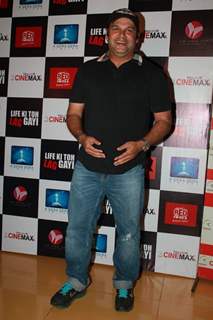 Suresh Menon at 'Life Ki Toh Lag Gayi' premiere at Cinemax, Mumbai