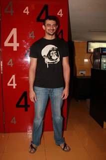 Arunoday Singh at 'Life Ki Toh Lag Gayi' premiere at Cinemax, Mumbai