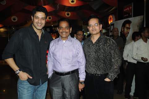 Khalid Siddiqui, Ratan Jain and Champak Jain at Premiere of film Tezz