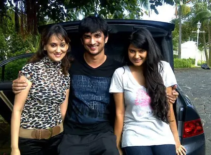 Sushant Singh Rajput, Gunja Walia and Kratika Sengar