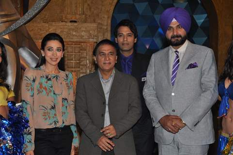 Karisma Kapoor, Samir Kochchar, Sunil Gavaskar and Navjot Singh Sidhu at IPL Extra Innings