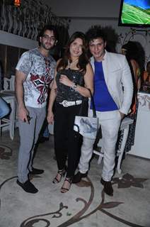 Vinit and Meenaxi with Sufzal Saleem at Sufzal's birthday bash