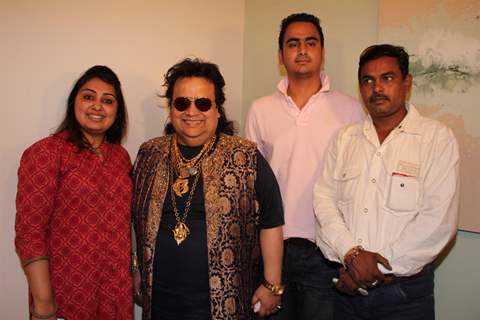 Pooja Gujral and Bappi Lahiri at Mahurat of film Main Aur Mr. Riight