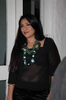 Aarti Surendranath at launch book Dongri to Dubai by Hussain Zaidi