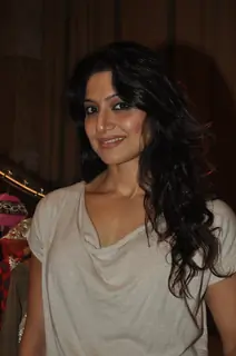 Akruti Mistry at the new collection unveiling of designer Anita More