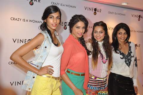 Anushka Manchanda, Bipasha Basu, Anousha Dandeka at Vinegar Mumbai Store launch