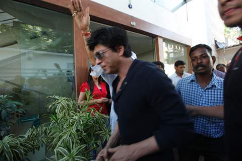 Shah Rukh Khan holds press conference at his bungalow Mannat