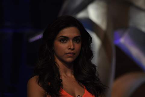 Deepika Padukone Promotes Cocktail on Extraaa Innings T20