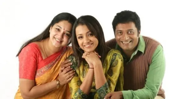 Aishwarya, Trisha and Prakash Raj at a photoshoot for the film Aakasamantha.