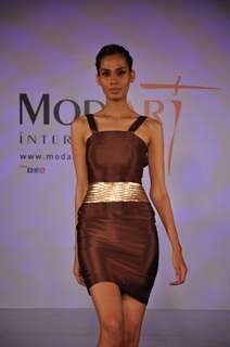 Mod'art International Fashion Show