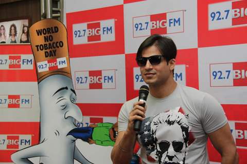 Vivek Oberoi Flags Off ‘Cigarette Bhujao Life Banao’ Campaign