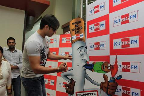 Vivek Oberoi Flags Off ‘Cigarette Bhujao Life Banao’ Campaign