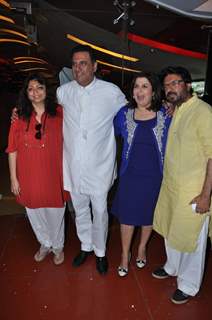 Bela Segal, Boman, Farah Khan & Sanjay at First look launch of film Shirin Farhad Ki To Nikal Padi