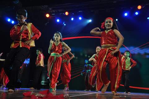 Shahrukh & Shahid attend Shiamak Davar's Summer Funk 2012