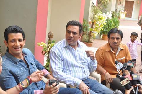 Cast of Ferrari Ki Sawaari On the Sets of Tarak Mehta Ka Ooltah Chasmah