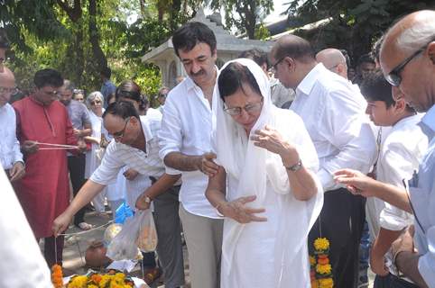 Suresh Hirani's funeral