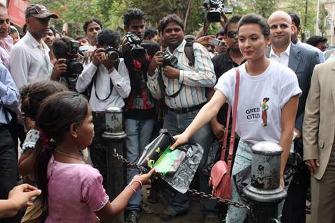 Bollywood actress Isha Sharwani supports the Go Green Initiative at CST in Mumbai