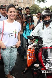 Bollywood actress Isha Sharwani supports the Go Green Initiative at CST in Mumbai