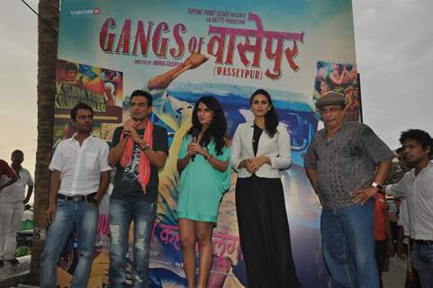 Nawazuddin Siddiqui, Manoj Bajpai, Richa Chadda, Huma Quershi at Music Launch of Gangs of Wasseypur