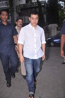 Bollywood actor Aamir Khan at Raju Hirani's father's prayer meet. .