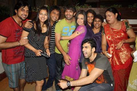 The cast and crew of Iss Pyaar Ko Kya Naam Doon? celebrating their one year anniversary