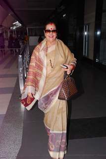 Bollywood stars return from IIFA Awards 2012. .