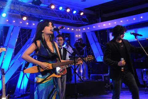 Celebs at Strings India Tour 2012 live concert at ITC Grand Maratha