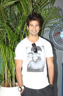 Shahid Kapoor and Priyanka Chopra promote ‘Teri Meri Kahaani’ at Cocoberry Store in Mumbai