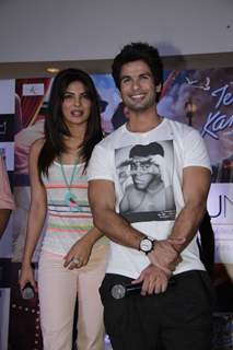 Shahid Kapoor and Priyanka Chopra at the launch of OPIUM Eye Wear at Oberoi Mall