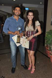 Payal Rohatgi and Sangram Singh at Rajmudra Chharpati Awards