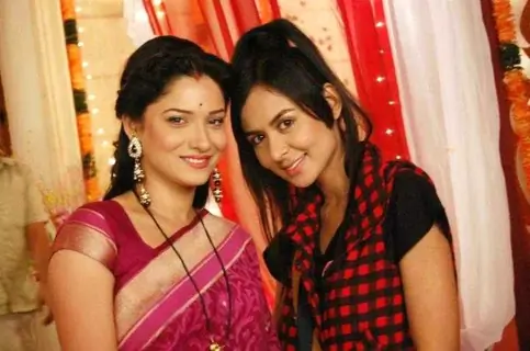 Ankita Lokhande and Mrinalini Tyagi On Pavitra Rishta Set